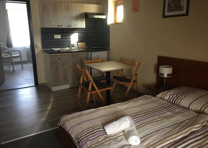 Farkas Vendeghaz 3* Sopron