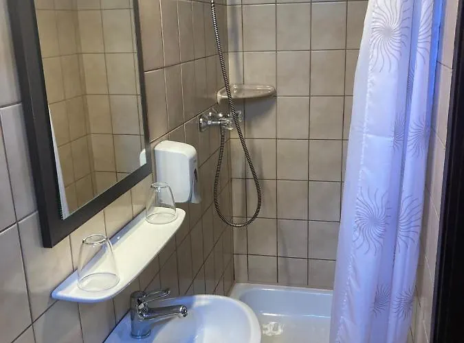 Konukevi Farkas Vendeghaz 3*